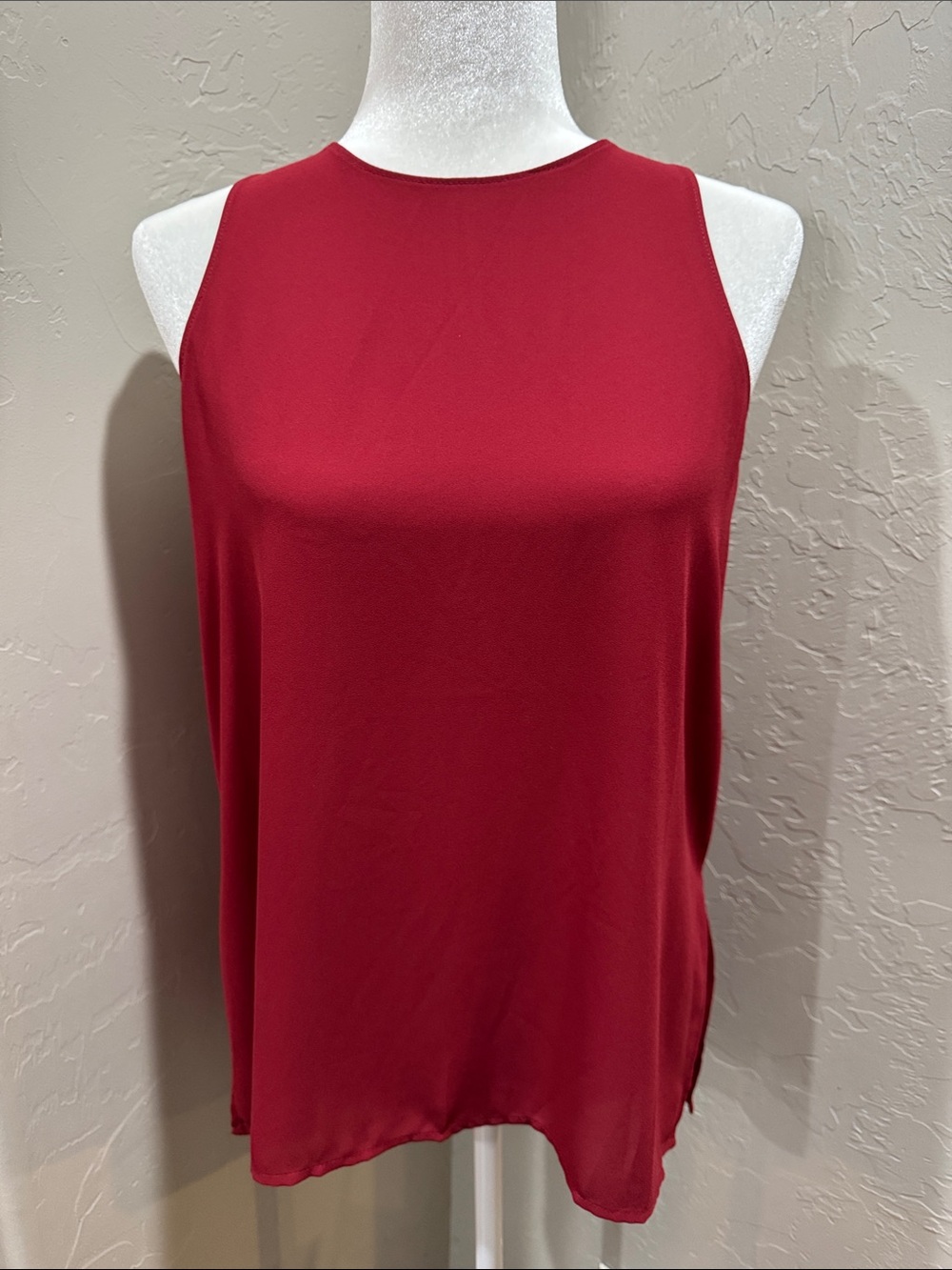 Lush sleeveless high low burgundy top extra small